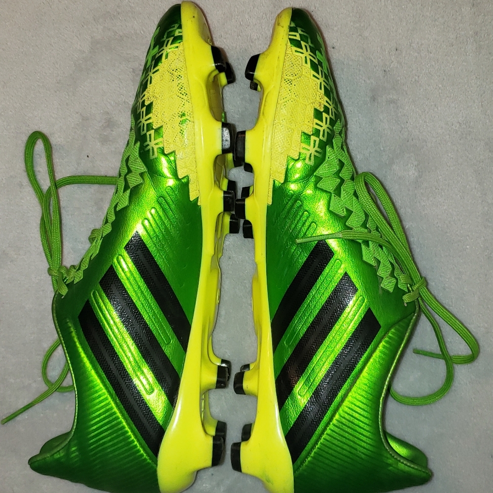 Adidas Men's predator soccer cleats